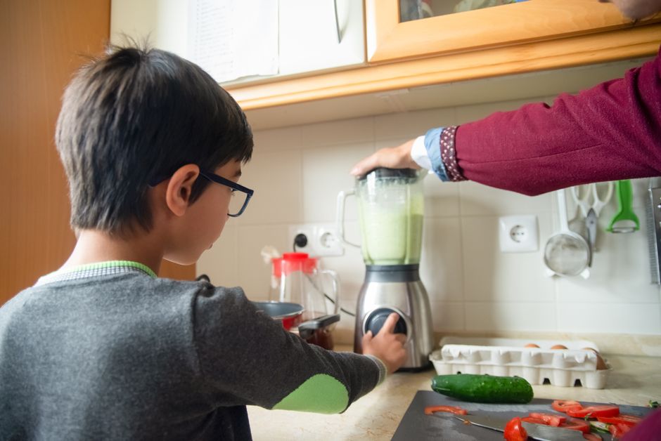 Panduan Memilih Blender Premium untuk Dapur Modern: Fitur & Keunggulan